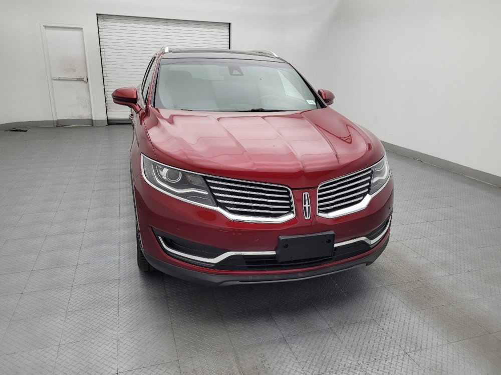 Used 2017 Lincoln MKX Reserve w/ Driver Assistance Package FWD image 14