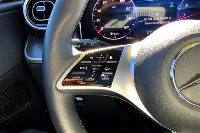 Used 2025 Mercedes-Benz GLC 300 4MATIC image 20