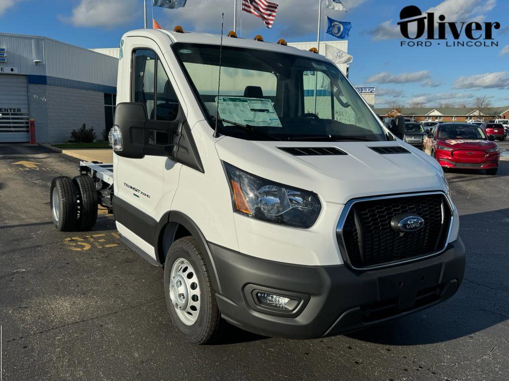 New 2024 Ford Transit 350 Low Roof DRW w/ Exterior Upgrade Package
