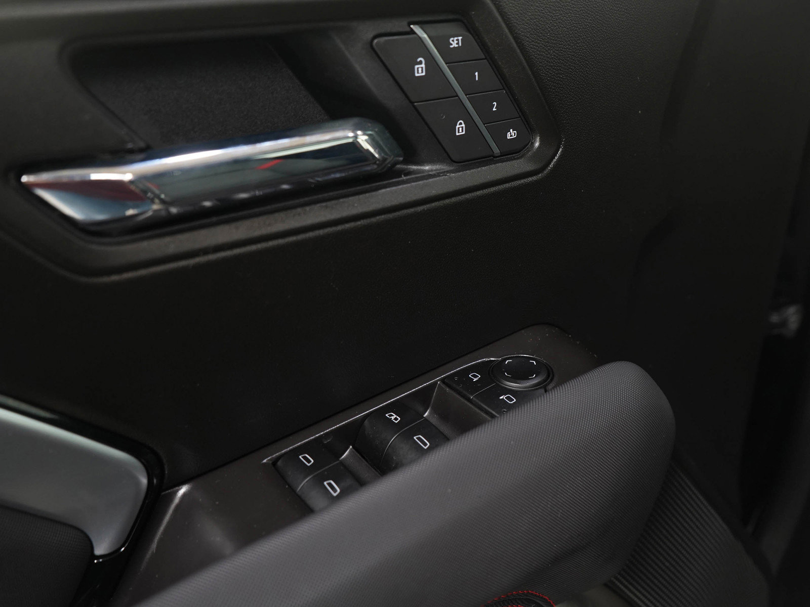 Used 2025 Chevrolet Colorado Z71 w/ Z71 Convenience Package 2 image 20