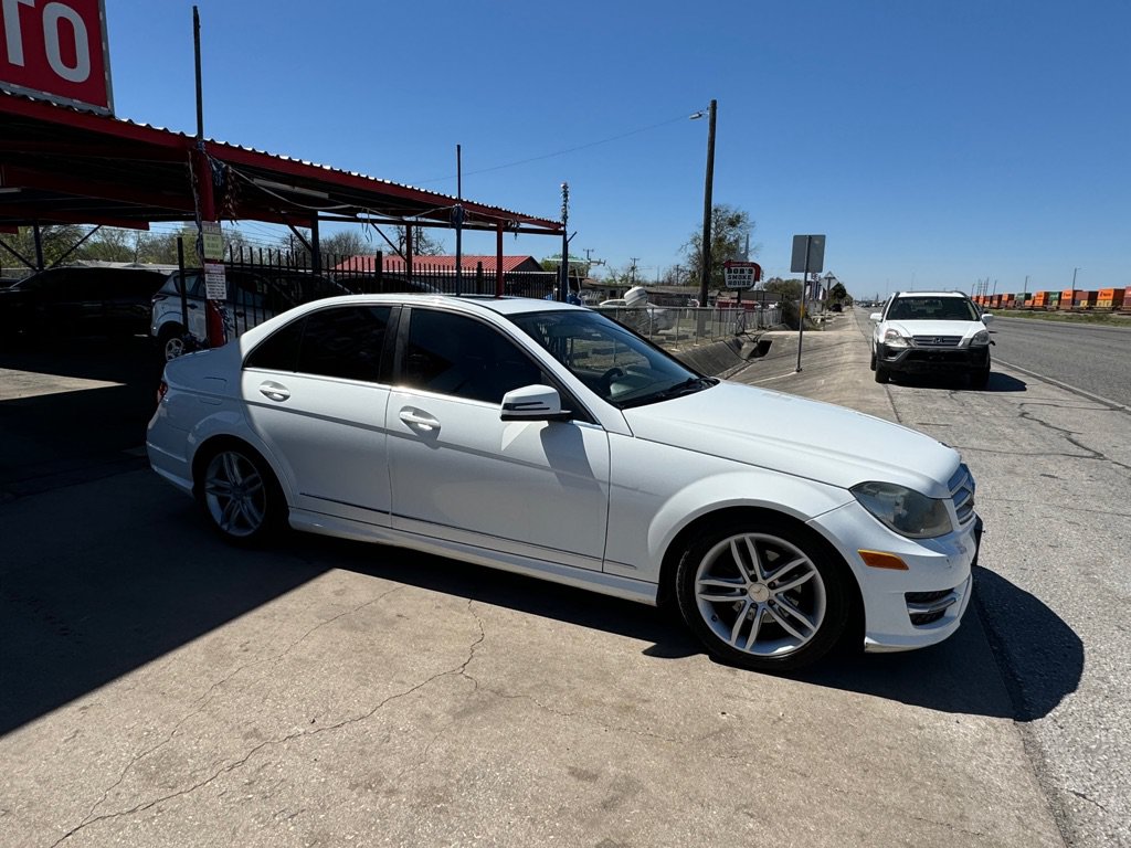 Used 2013 Mercedes-Benz C 250 C250 w/ Multimedia Pkg image 35