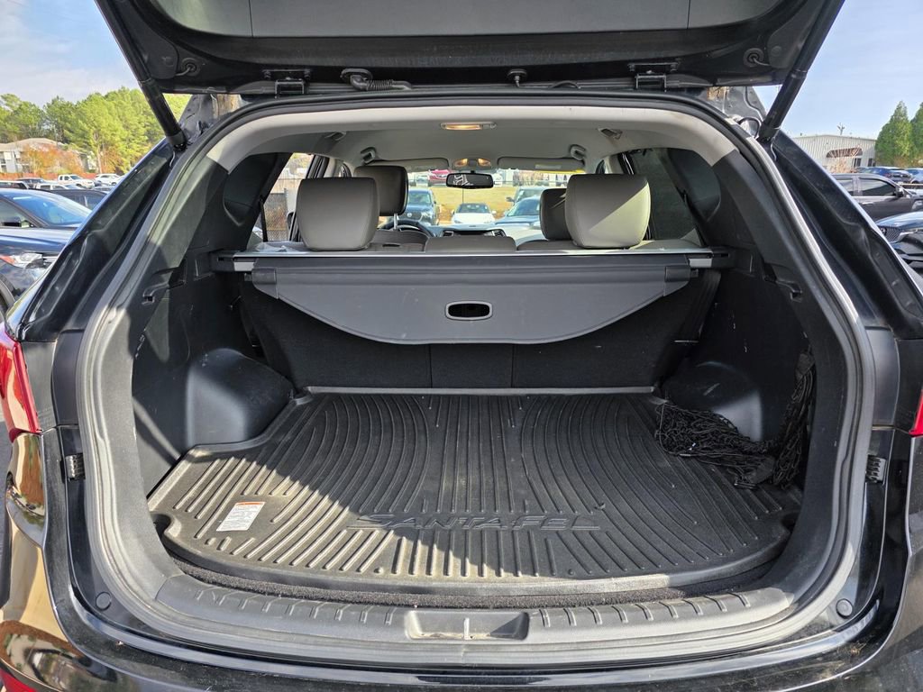 Used 2017 Hyundai Santa Fe Sport image 9