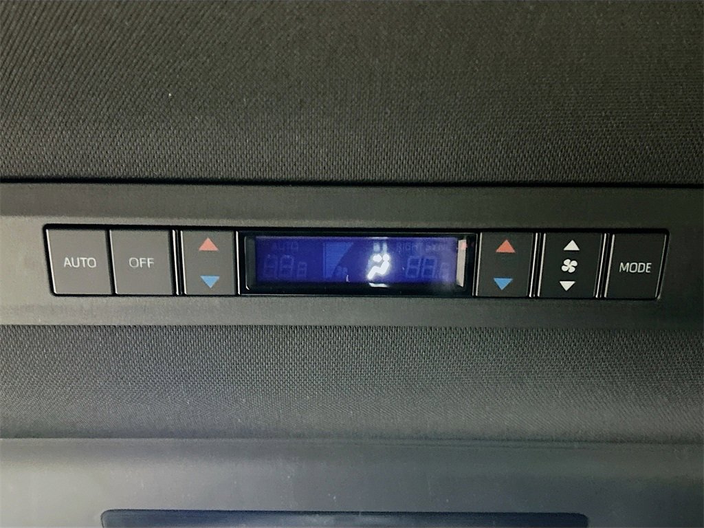 New 2026 Toyota Sienna Limited image 25