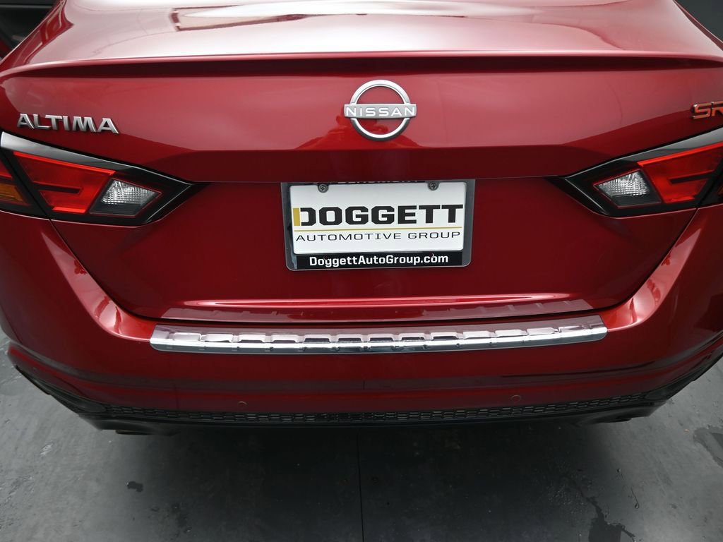 Used 2023 Nissan Altima 2.5 SR image 10