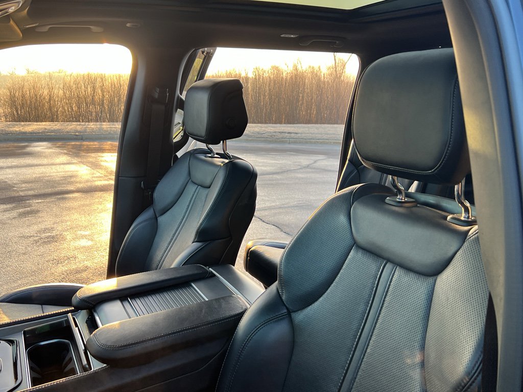 Used 2023 Jeep Wagoneer Series II w/ Convenience Group I image 20