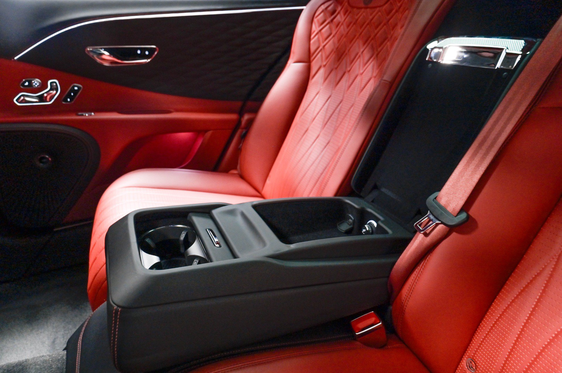 Used 2021 Bentley Flying Spur W12 w/ First Edition Specification AWD/4WD image 97