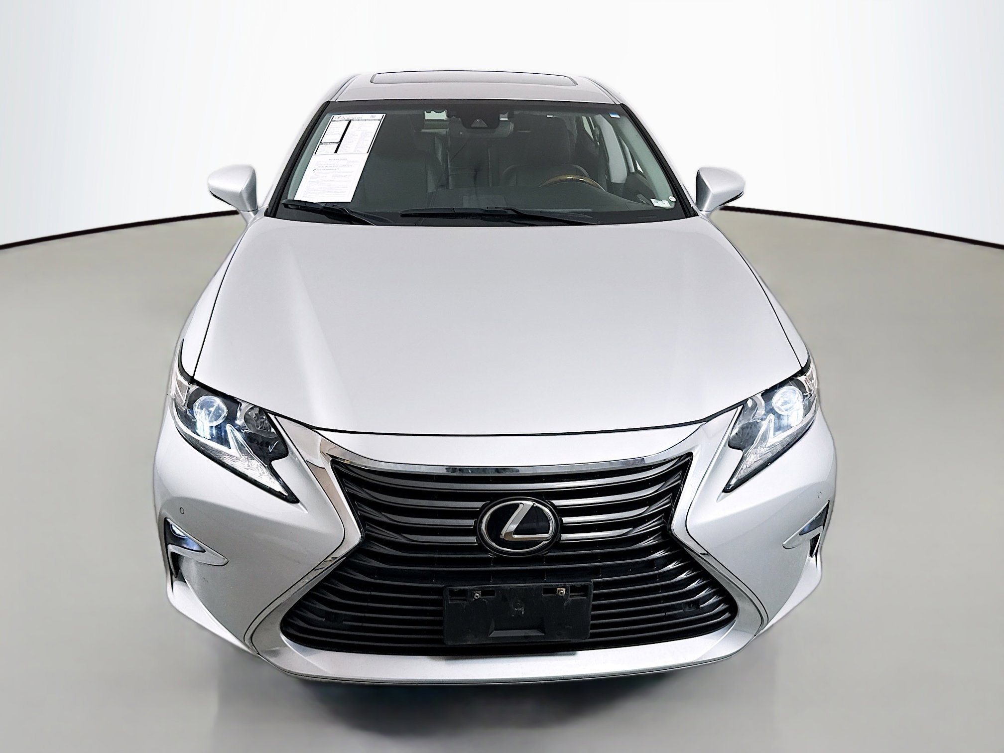 Used 2017 Lexus ES 350 w/ Premium Package FWD image 2
