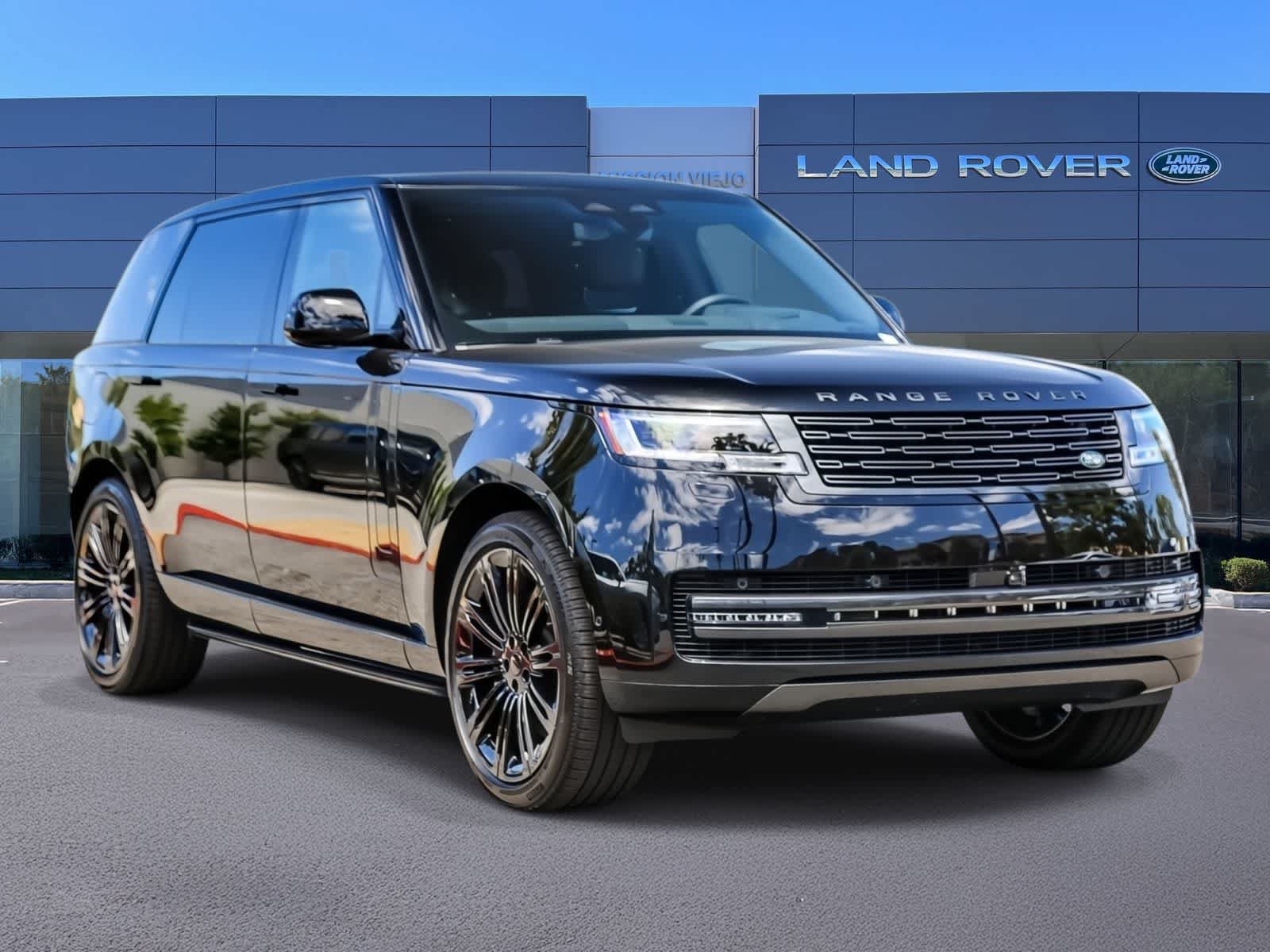 New 2026 Land Rover Range Rover Long Wheelbase SE AWD/4WD image 3