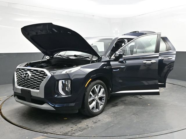 Used 2022 Hyundai Palisade Limited w/ Winter Package image 43