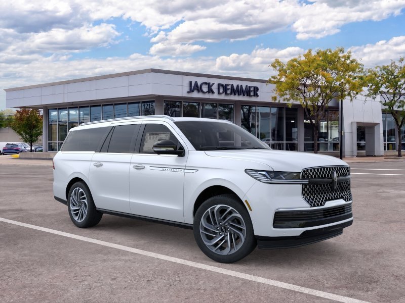 New 2026 Lincoln Navigator L Reserve AWD/4WD image 7