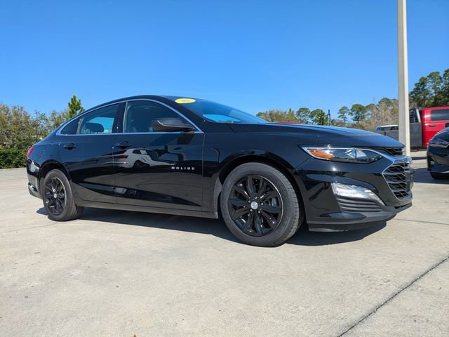 Used 2025 Chevrolet Malibu LT FWD image 2