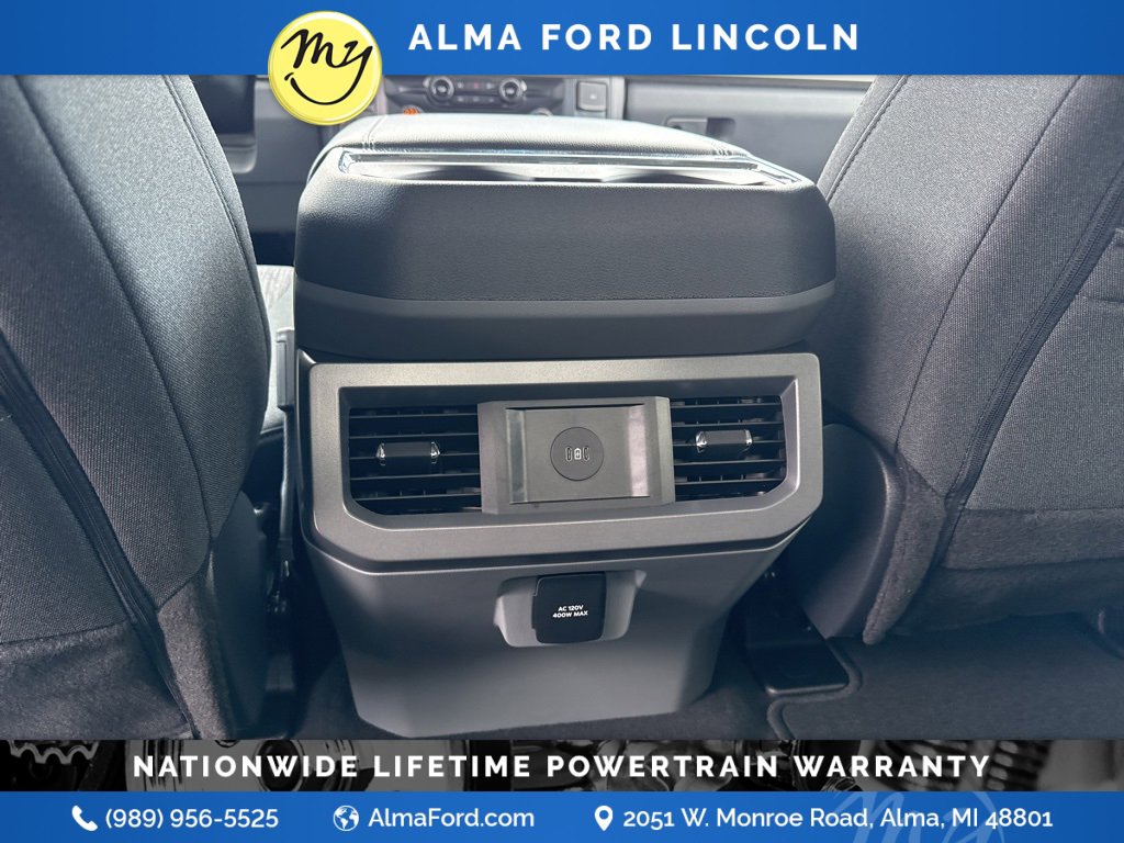 New 2025 Ford F350 XLT w/ Black Appearance Package image 21