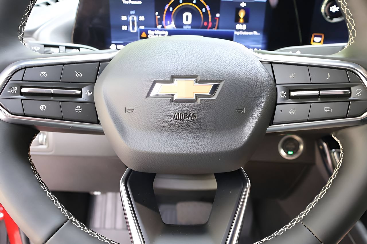 Used 2025 Chevrolet Traverse High Country w/ LPO, Floor Liner Package FWD image 21