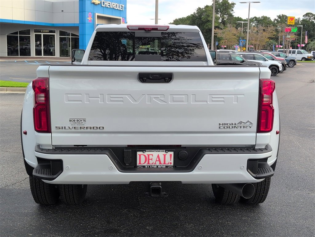 New 2026 Chevrolet Silverado 3500 High Country w/ High Country Premium Package image 4