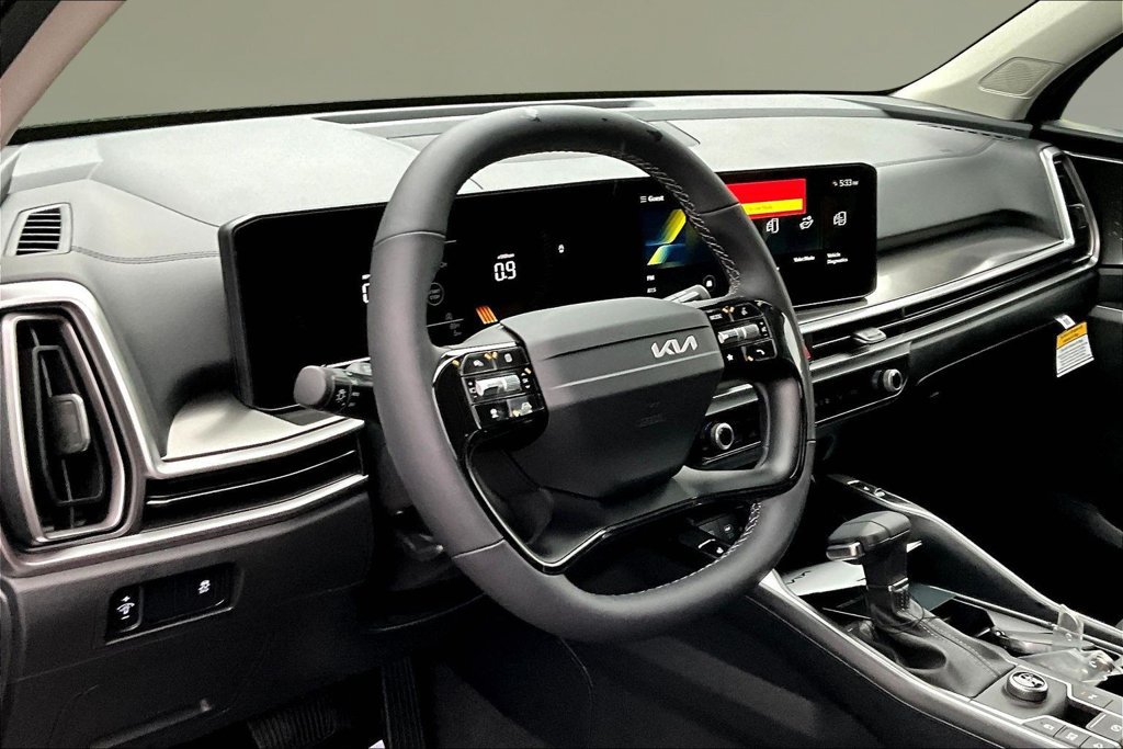 New 2026 Kia Sorento S FWD image 7