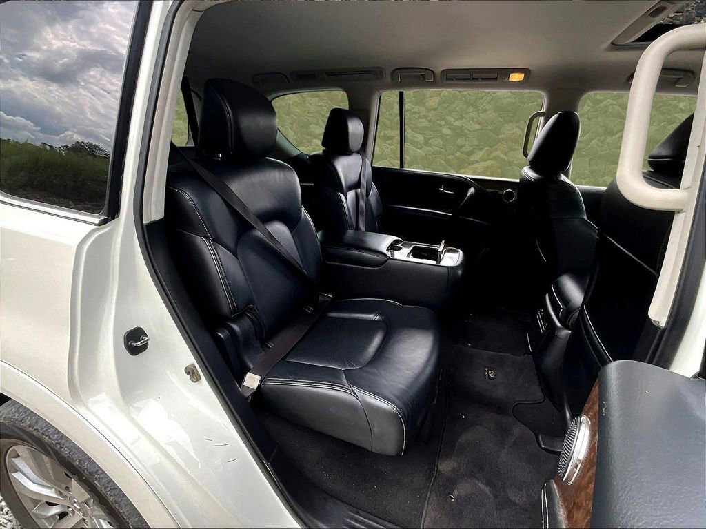 Used 2017 INFINITI QX80 4WD image 24
