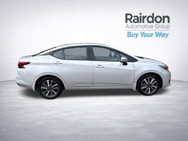 Used 2025 Nissan Versa SV w/ Trunk Package FWD image 21
