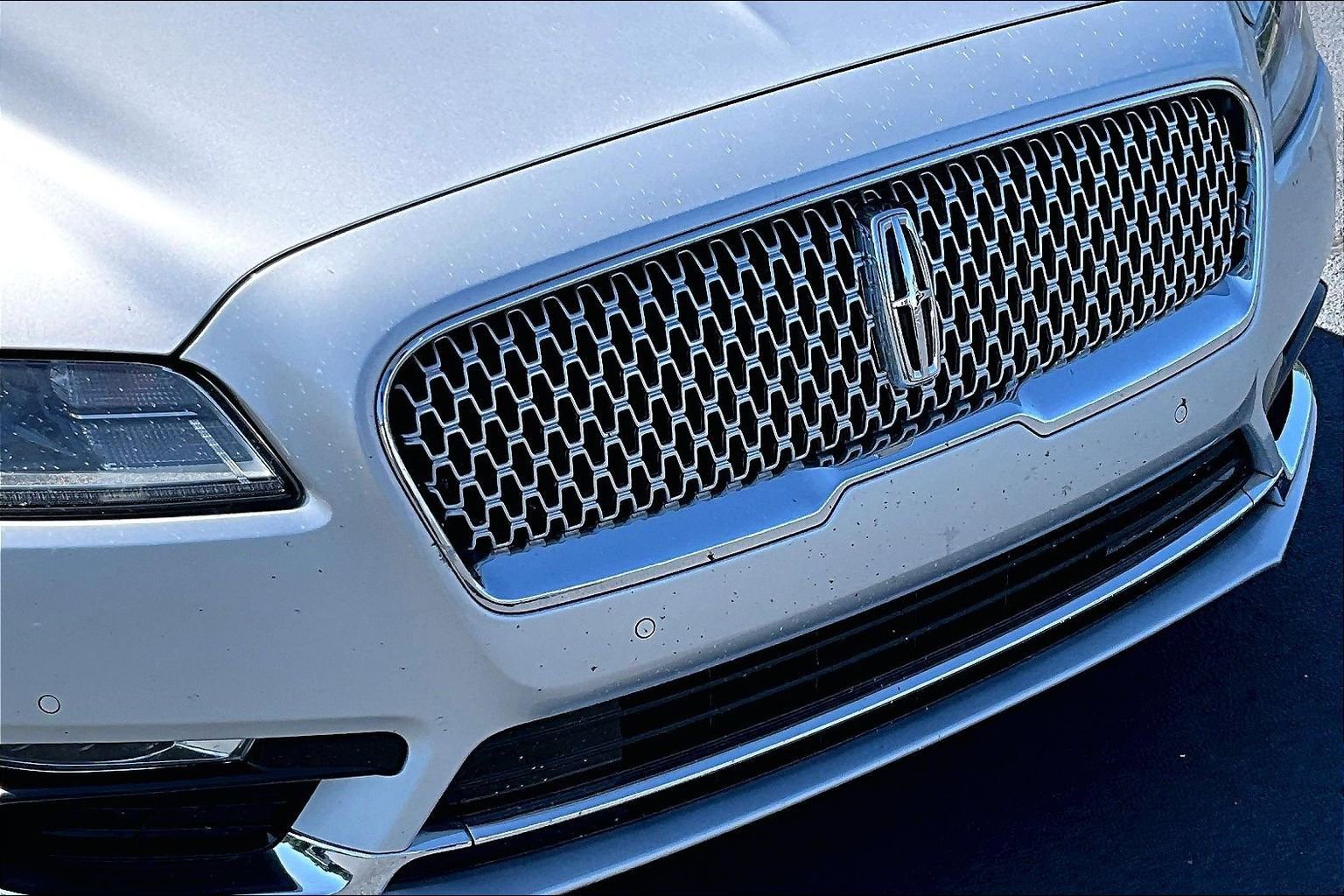 Used 2017 Lincoln Continental Reserve FWD image 31