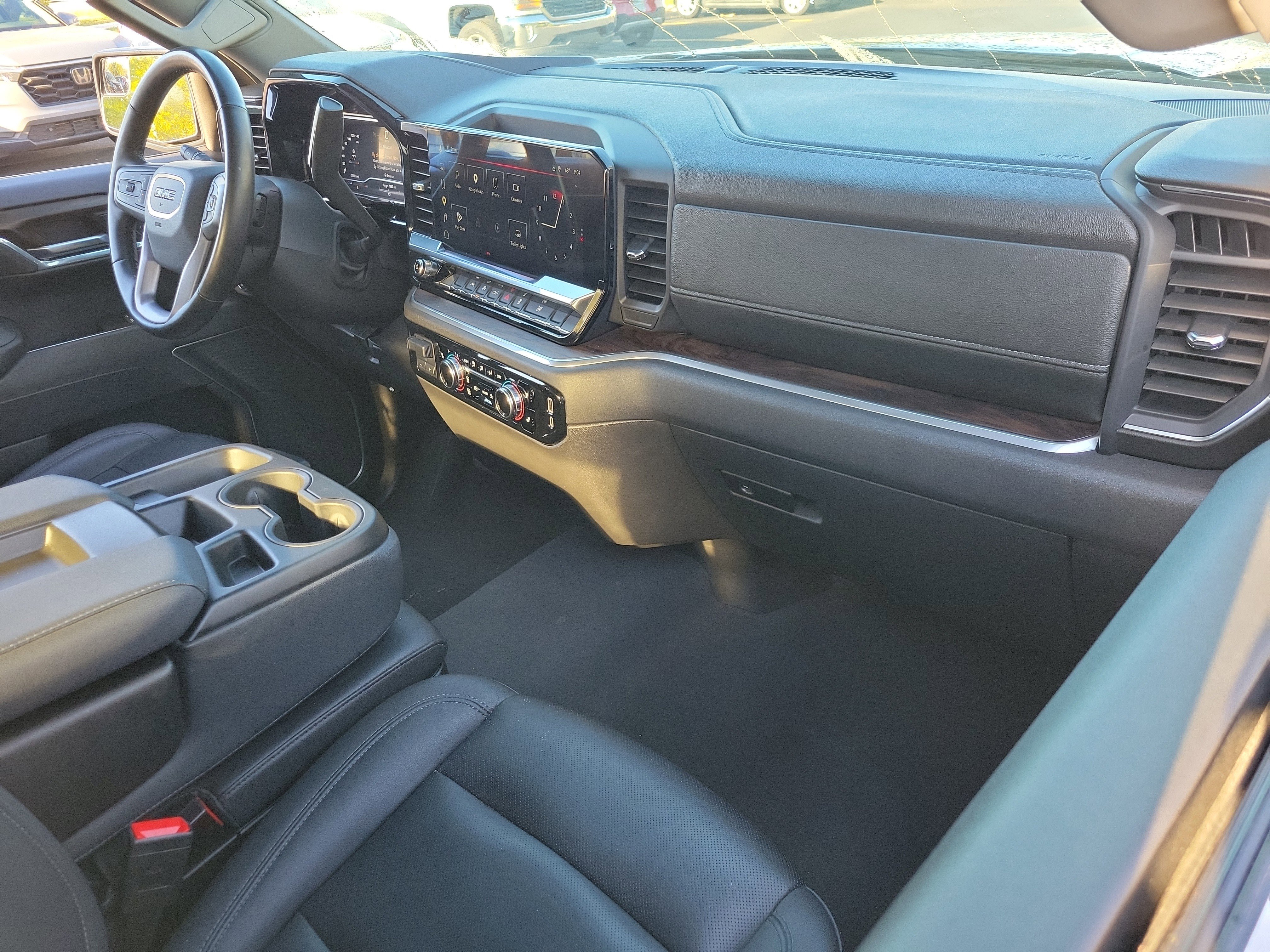 Used 2025 GMC Sierra 1500 SLT RWD image 13