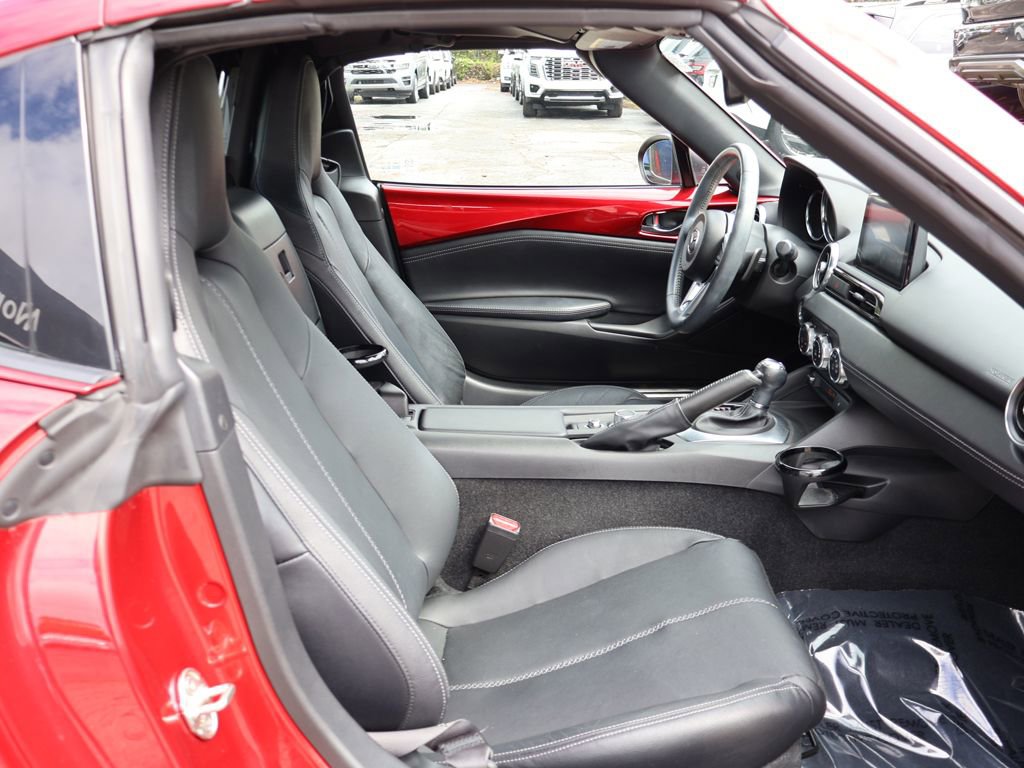 Used 2022 MAZDA MX-5 Miata RF Grand Touring RWD image 25