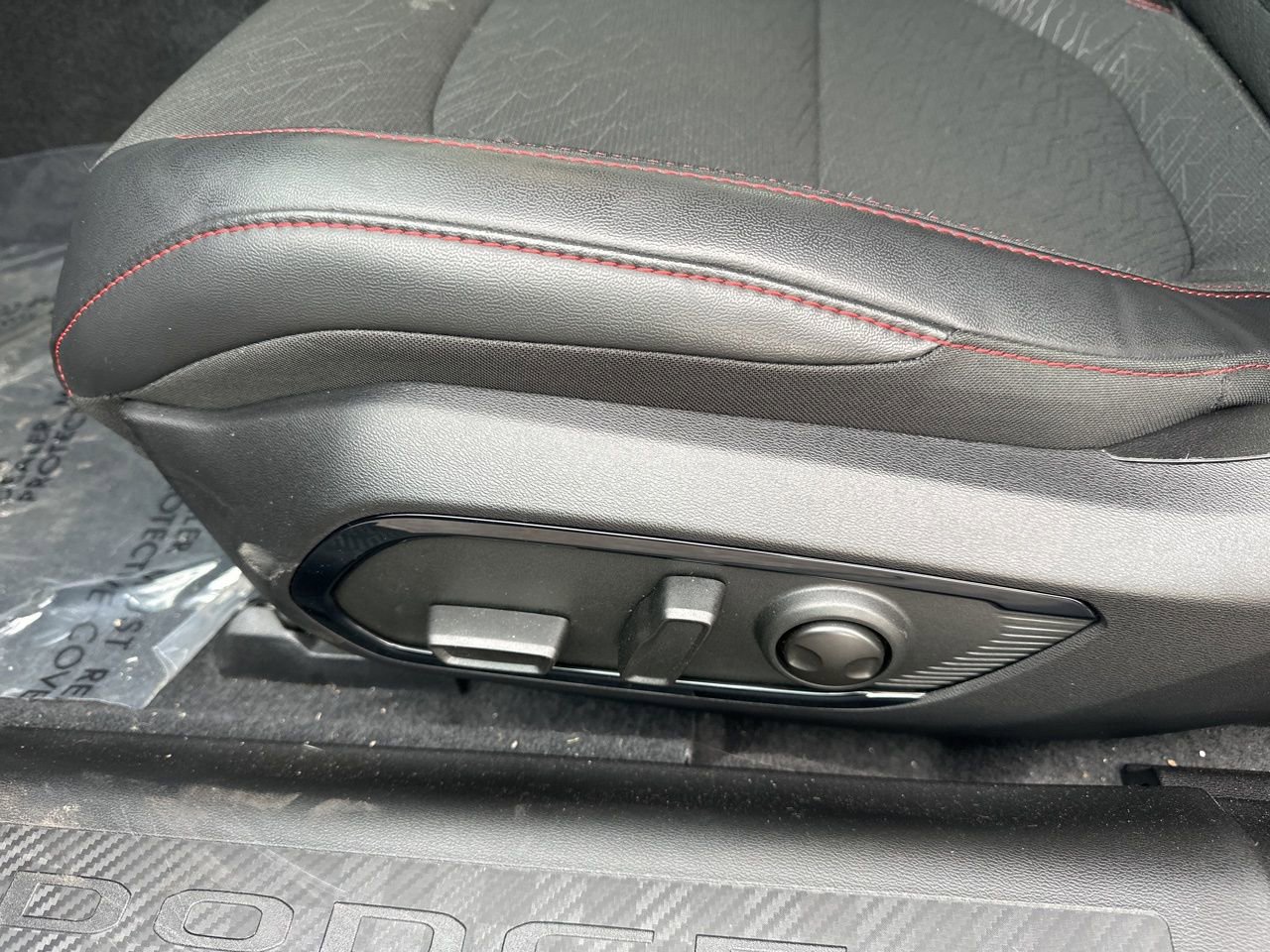 New 2025 Dodge Charger R/T w/ Quick Order Package 25M R/T image 13