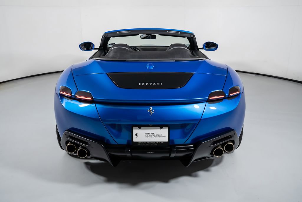 Used 2025 Ferrari Roma Spider RWD image 27