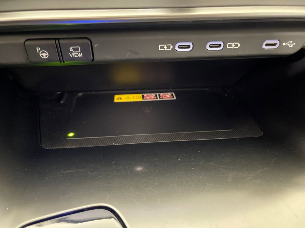 Used 2023 Lexus RZ 450e Premium image 25