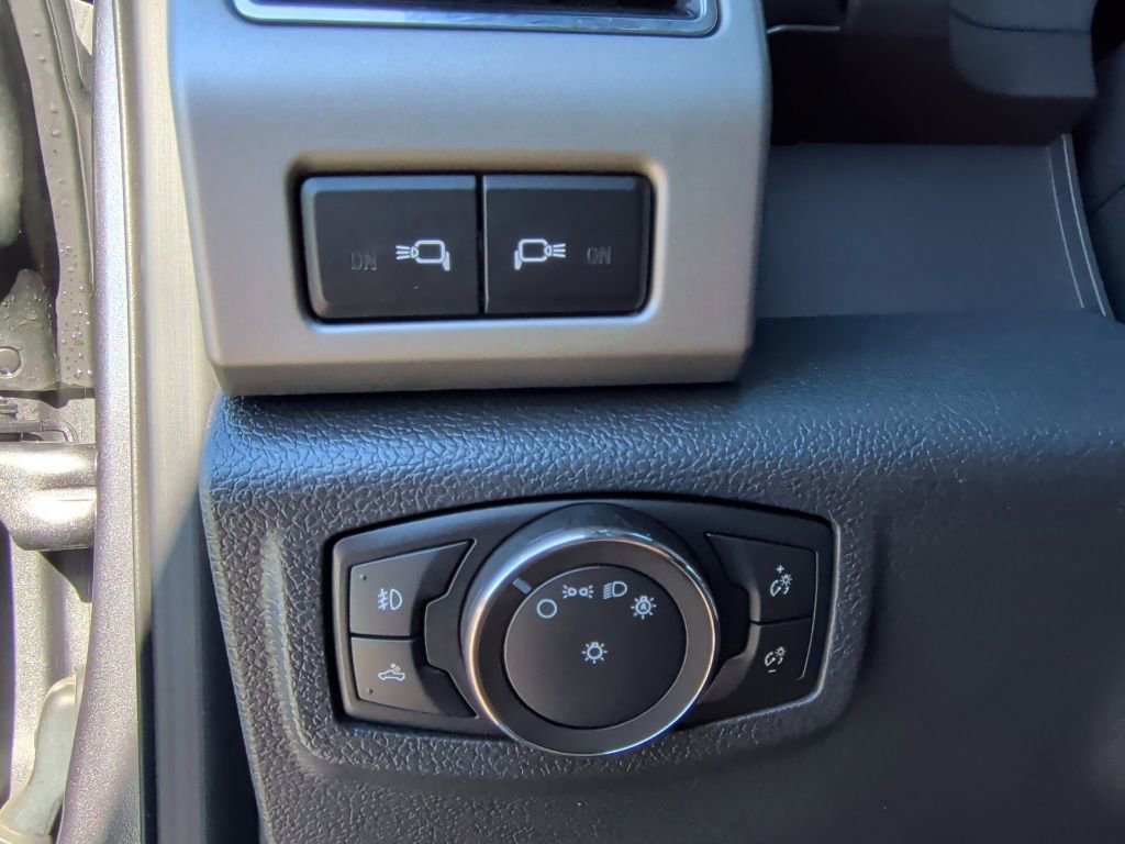 Used 2022 Ford F250 Lariat w/ Tremor Off-Road Package image 16
