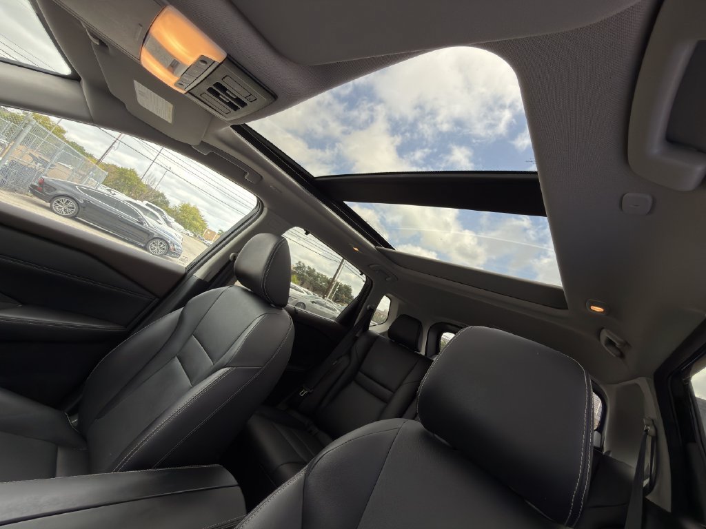 Certified 2023 Nissan Rogue SL w/ SL Premium Package AWD/4WD image 25