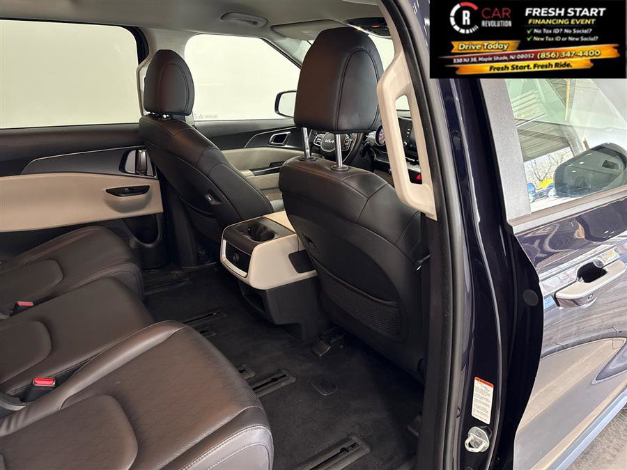Used 2024 Kia Carnival LX image 63