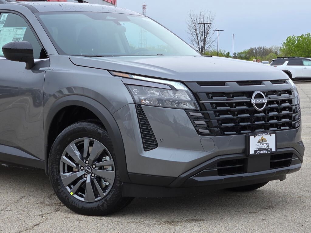 New 2026 Nissan Pathfinder SV AWD/4WD image 2