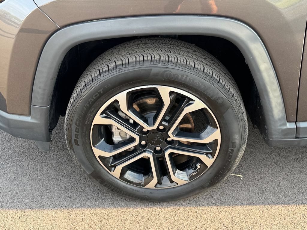 Used 2022 Jeep Compass Limited AWD/4WD image 15
