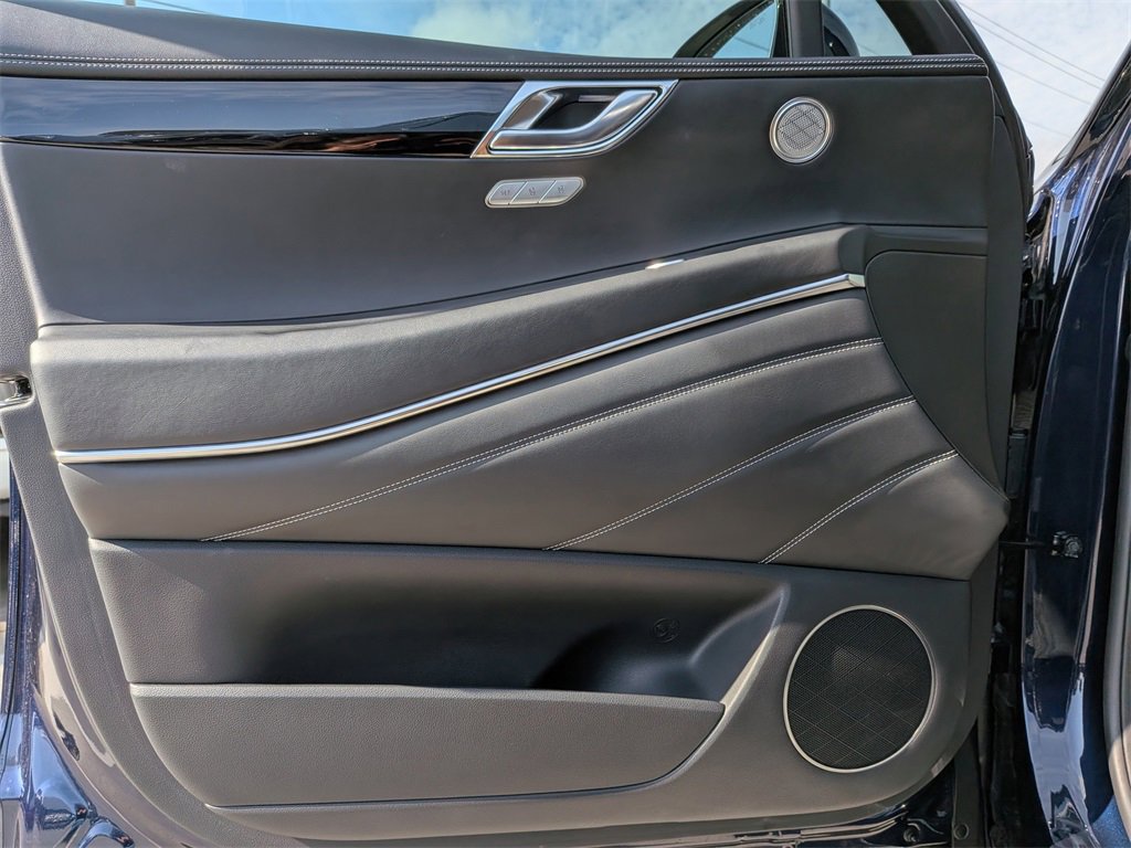 Used 2025 Genesis GV80 2.5T image 9