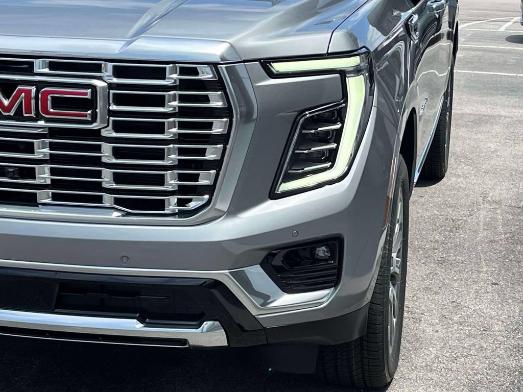New 2026 GMC Yukon XL Denali w/ Sun & Power Step Package AWD/4WD image 9