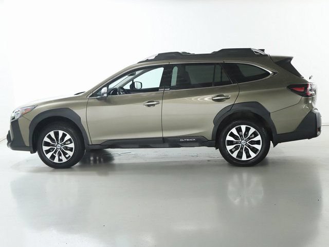 Used 2024 Subaru Outback Touring AWD/4WD image 38
