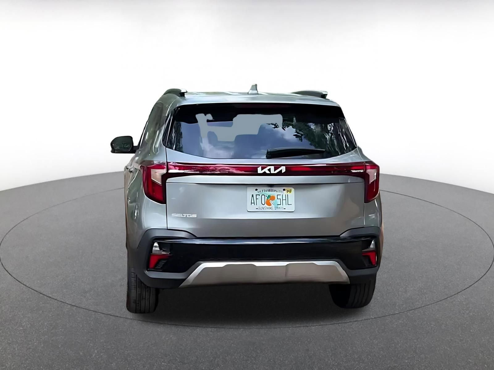 Used 2025 Kia Seltos S image 12