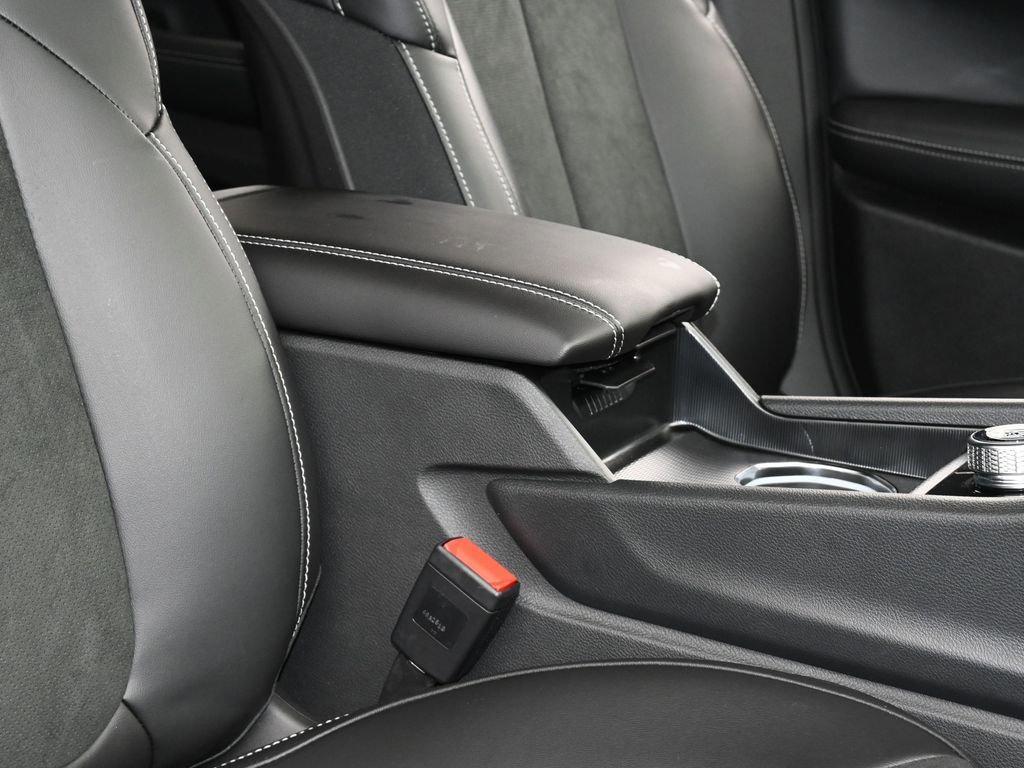 New 2025 Jeep Grand Cherokee Laredo image 36