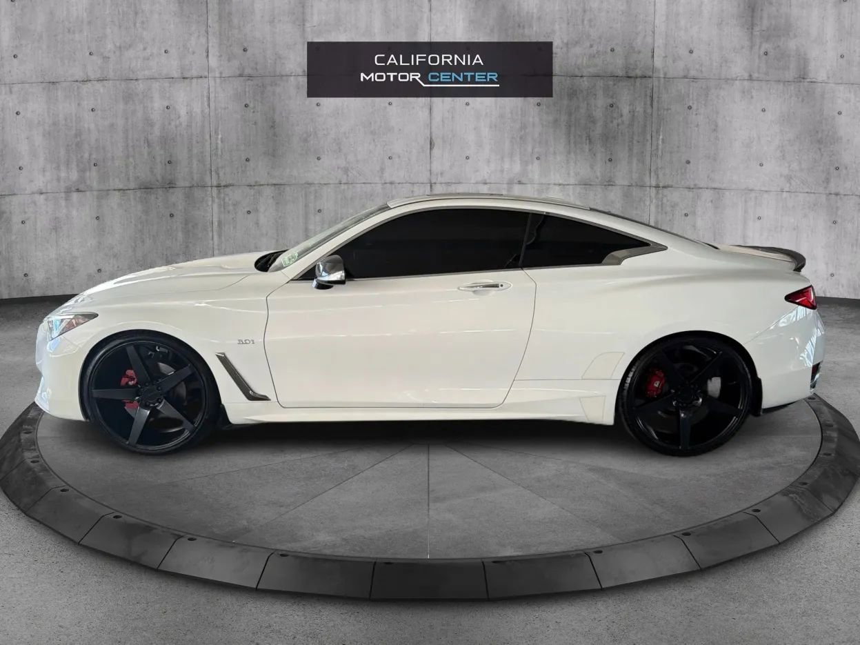 Used 2017 INFINITI Q60 3.0t w/ Premium Plus Package 3.0T RWD image 8