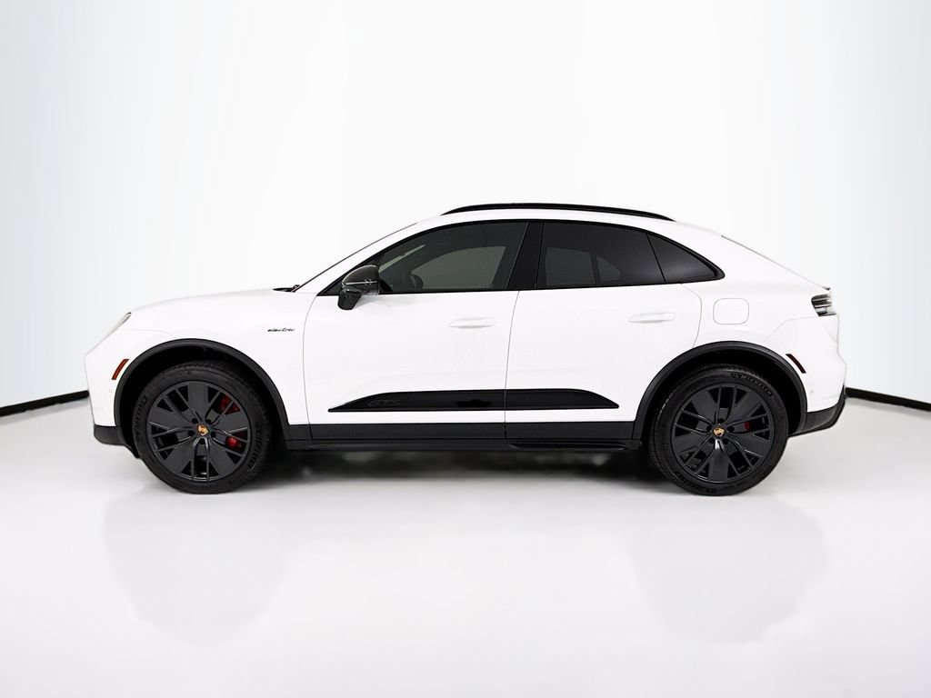 New 2026 Porsche Macan GTS Electric AWD/4WD image 2