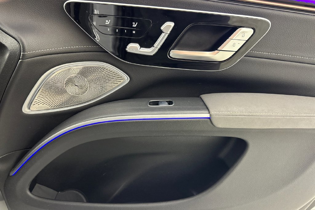 Certified 2023 Mercedes-Benz EQS 580 4MATIC SUV image 21