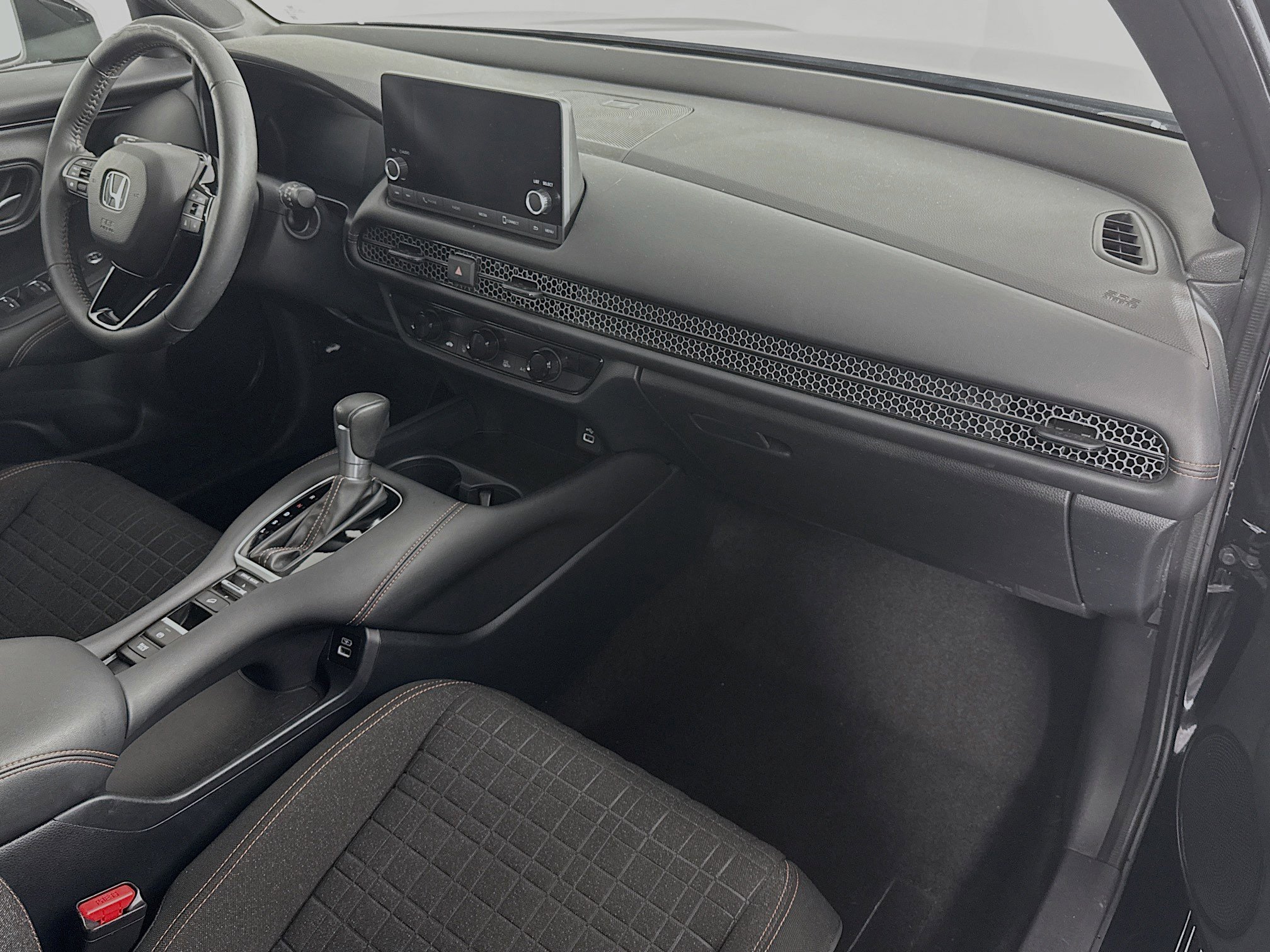 Certified 2023 Honda HR-V Sport image 27