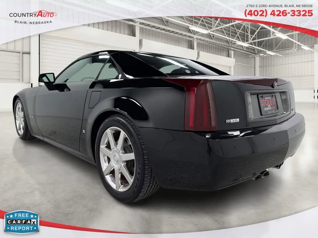 Used 2007 Cadillac XLR image 3