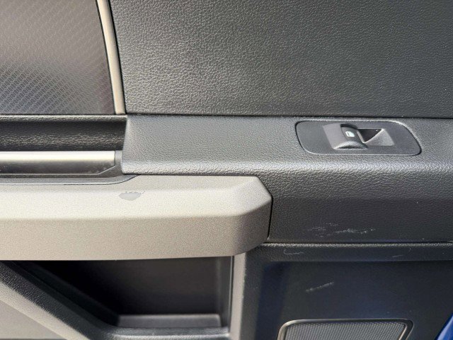 Used 2017 Ford F150 Raptor w/ Equipment Group 802A Luxury image 38