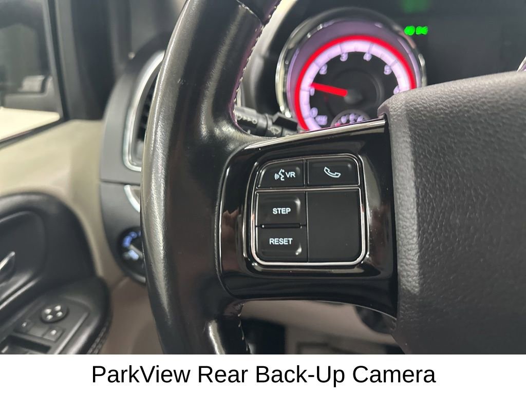 Used 2020 Dodge Grand Caravan SXT image 35