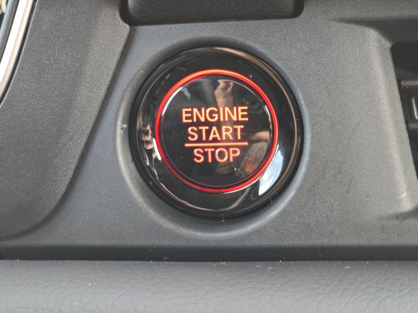 New 2025 Honda Pilot EX-L image 12