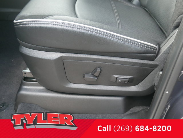 New 2026 RAM 2500 Laramie w/ Night Edition AWD/4WD image 22
