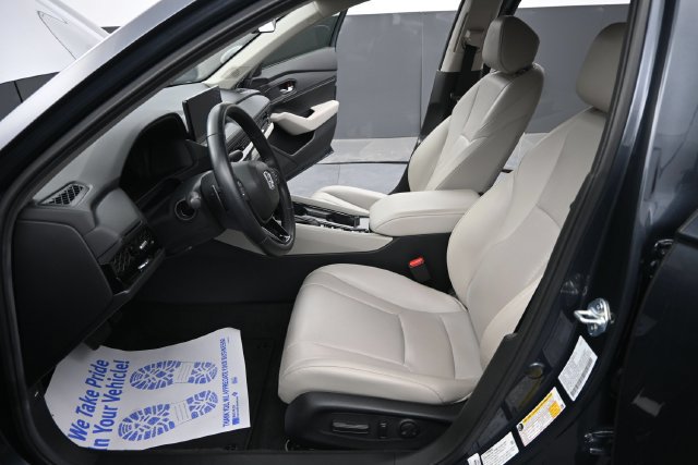 Used 2025 Honda Accord EX-L image 10