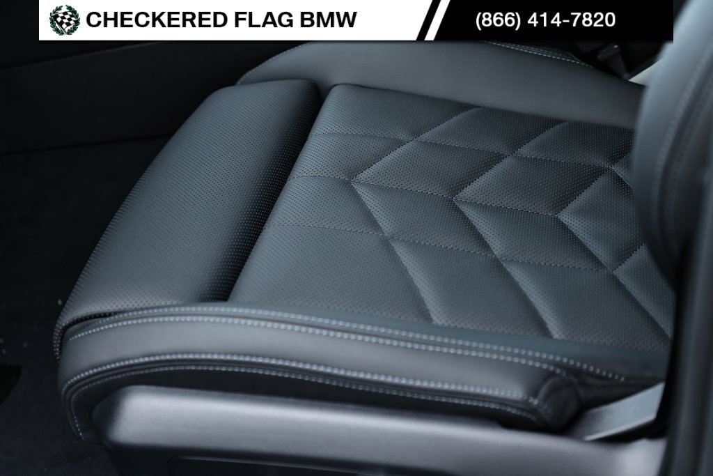 Certified 2025 BMW 530i w/ Premium Package image 23