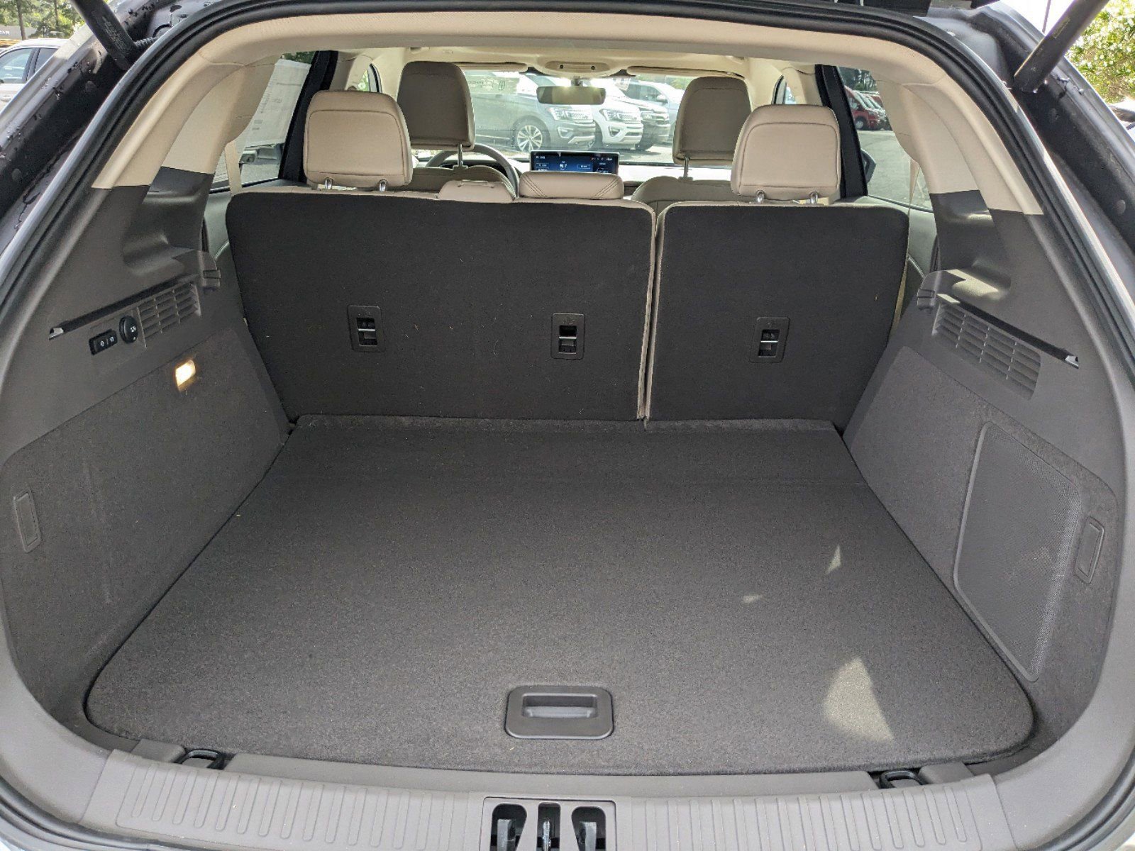 Certified 2023 Lincoln Nautilus Reserve w/ Equipment Group 201A image 14