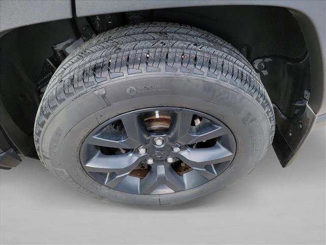 Used 2022 Toyota RAV4 LE FWD image 12